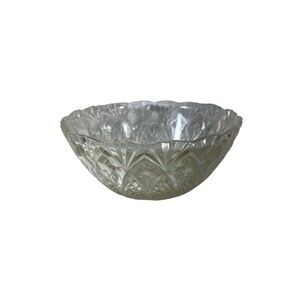 VTG Clear Glass Berry Bowl Pineapple And Stars Scalloped Rim Heavy Yellow Tint